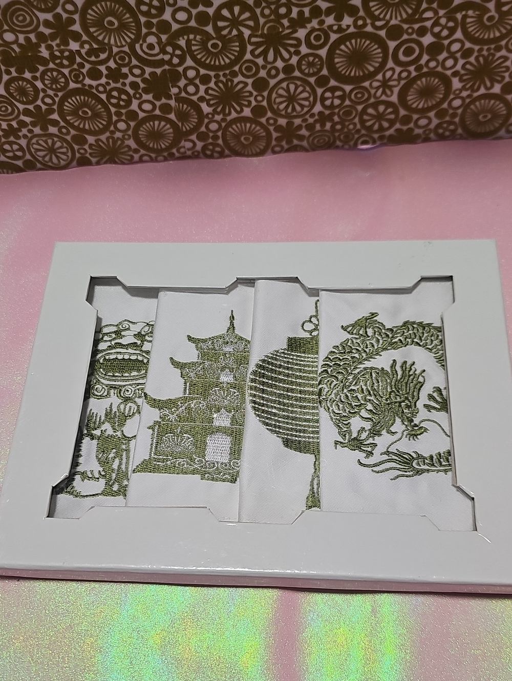 NIB NWT Z Gallerie GREEN  Embroidered Fabric Chinoiserie Coasters Set of 4